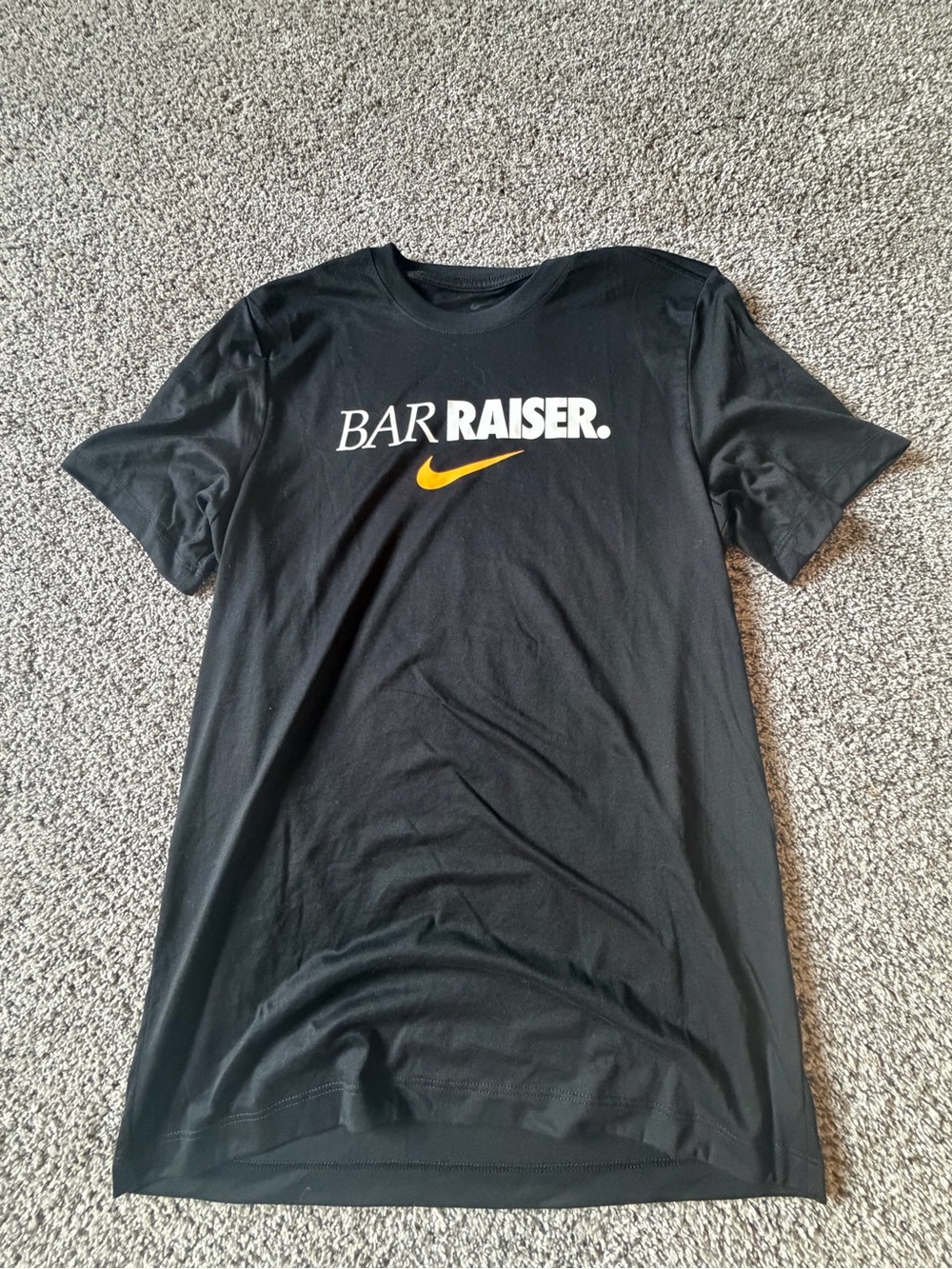 Nike Black Short-Sleeve 'BAR RAISER' Tee with Gold Swoosh